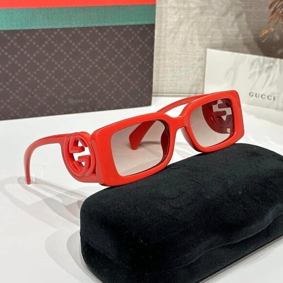 NWT Gucci GG1325S-005 Red Rectangle 54mm Sunglasses main image 4